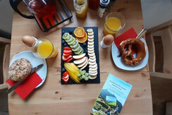 ALPartement Trinker - Esstisch