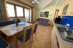 Lichtdurchflutete Küche