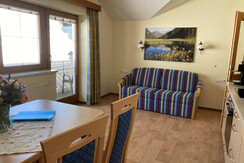 Ausziehcouch in der Wohnküche