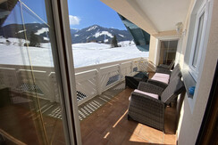 großräumiger Balkon