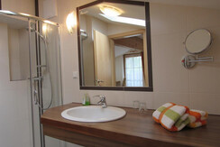 Badezimmer im Doppelzimmer