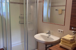 Badezimmer Apartment 4