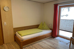 Schlafzimmer Ap.3