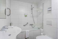 ALP_2BDR_Elite_ROOM_37_BR_REFURB_7389_2017_RGB