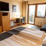 Photo of double room with shower, WC