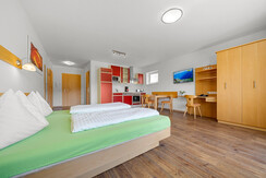 Wohnküche Schlafraum