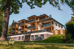 Frida im Sommer (groß)-2