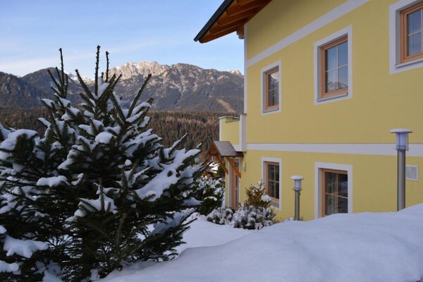 apartment krummholz 67002745 snow side house