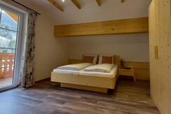 Schönwetter Schlafzimmer 1