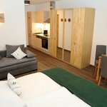 Pomiń zdjęcie Apartament, prysznic, WC, salon/sypialnia