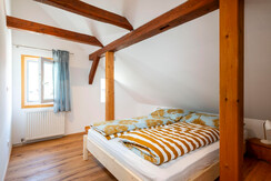 OG-1 - 04 - _YWX9857