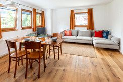 OG-2 - 14 - _YWX0094