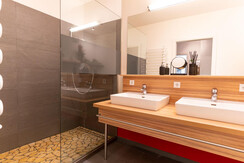 60212ca1-dab9-4fdd-a3bb-cb910458763e