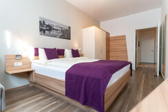 33c0bf80-9714-430c-a8be-f73a266d5663