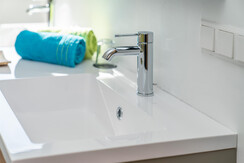 badezimmer 1 waschbecken ferienwohnung ahorn ramsa