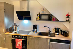 Küche mit allen Geräten