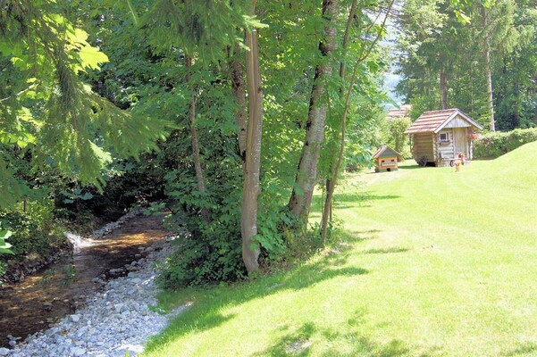 Ferienwohnungen Etschbacher - Garten