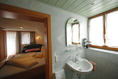 Ein Blick ins Badezimmer