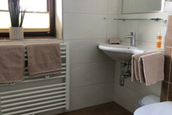 15C5F274-9EA3-4034-B494-B5C54D1D7BF6