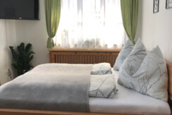 57899AB5-3ADE-4E4E-864D-5A82BA6EF03D