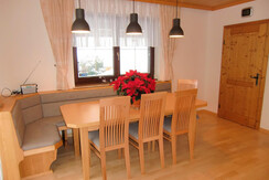 Appartement Mama - Küche - Blick-Hauserkaibling2