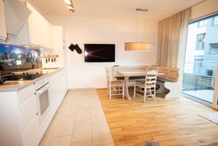 Neualm Top 5 Wohnküche mit Esstisch