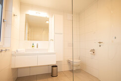 Neualm Top 5 Bad mit Dusche und WC