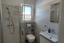 Bad/ Dusche und WC