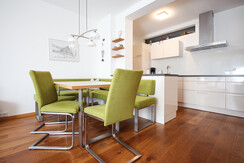 Cozy Dining Area Planai West