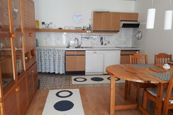 Appartement Planaiblick | Küche und Esstisch