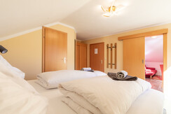 Schlafzimmer App.Alpenglühen