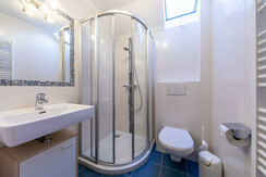 Badezimmer App. Himmelblau