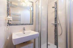 Badezimmer App. Himmelblau