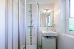 Badezimmer App. Wiesengrün