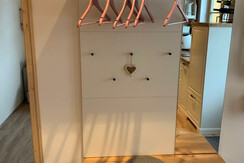 Appartementhaus Alma_App. 1_Garderobe
