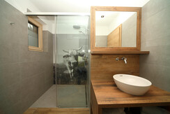 Badezimmer Appartement Zenzi