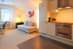 Bright & friendly -  top 2