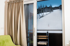 Planai Schlafzimmer 2 Aussicht Piste