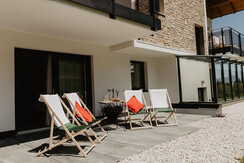 Terrasse 4 Liegestühle