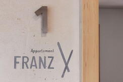 Charly Kahr Family Appartement Franz