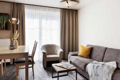 Charly Kahr Family Heli Wohnraum