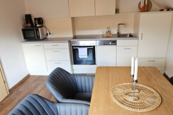 Esszimmer und Küche