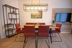 Top 5 - Cozy dining area