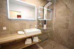 Top 5 - Bathroom with shower