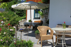 gemütliche Sonnenterrasse