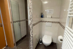 Badezimmer - Dusche mit WC