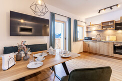 Top 1 H_Steiner-9385