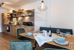 Top 2 H_Steiner-9268