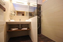 Appartement Licht Badezimmer 1