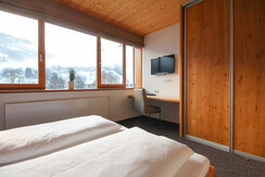 Appartement Sonne Schlafzimmer 1  Schreibtisch